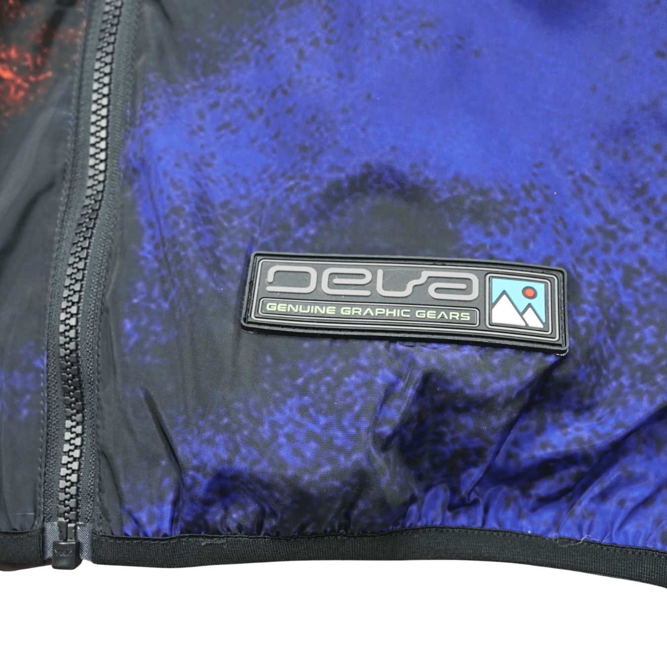 Ascent - 04/NA Reversible Shell Jacket in multi - Devá States - State Of Flux