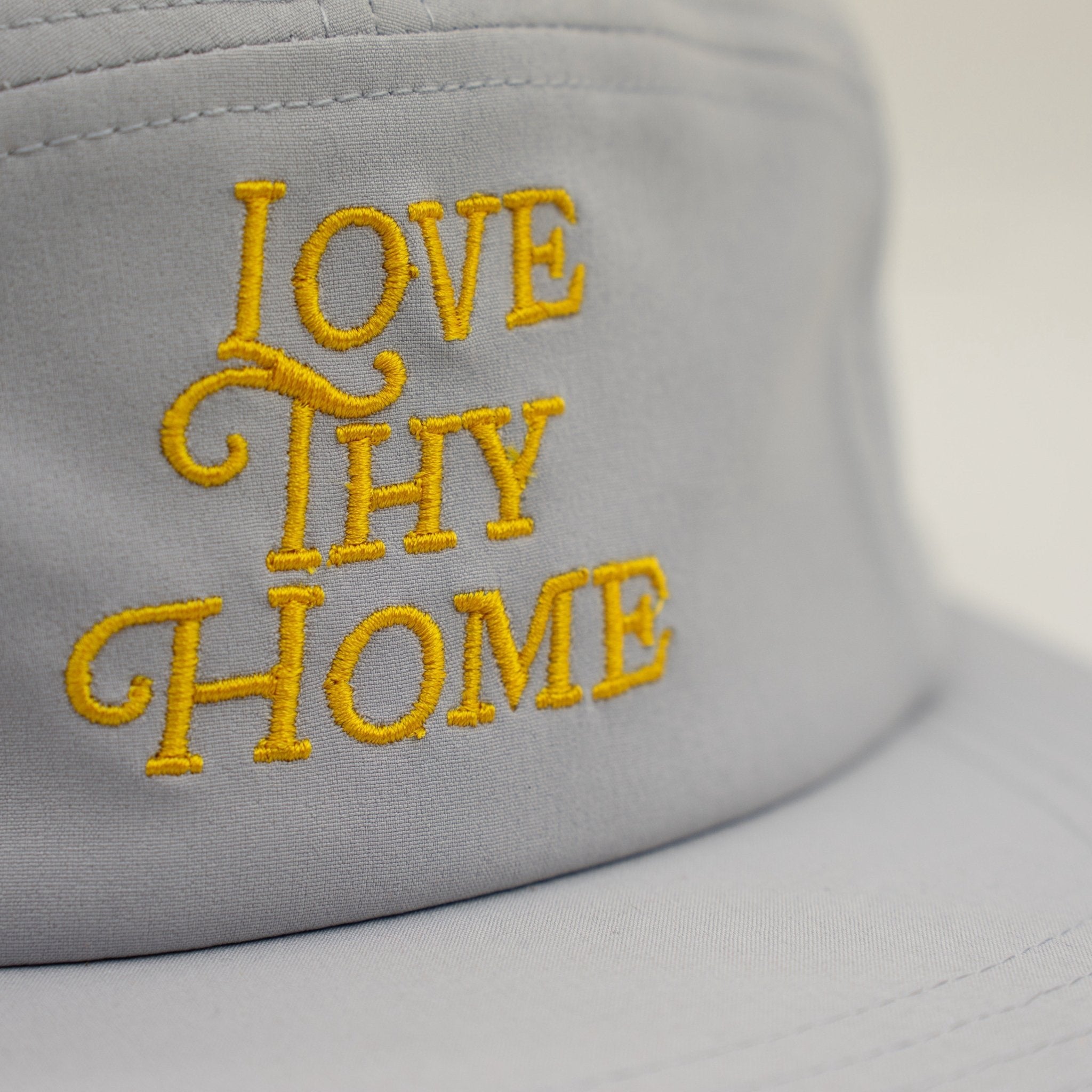 Love Thy Home 5 - Panel Hat in light grey - State Of Flux - State Of Flux