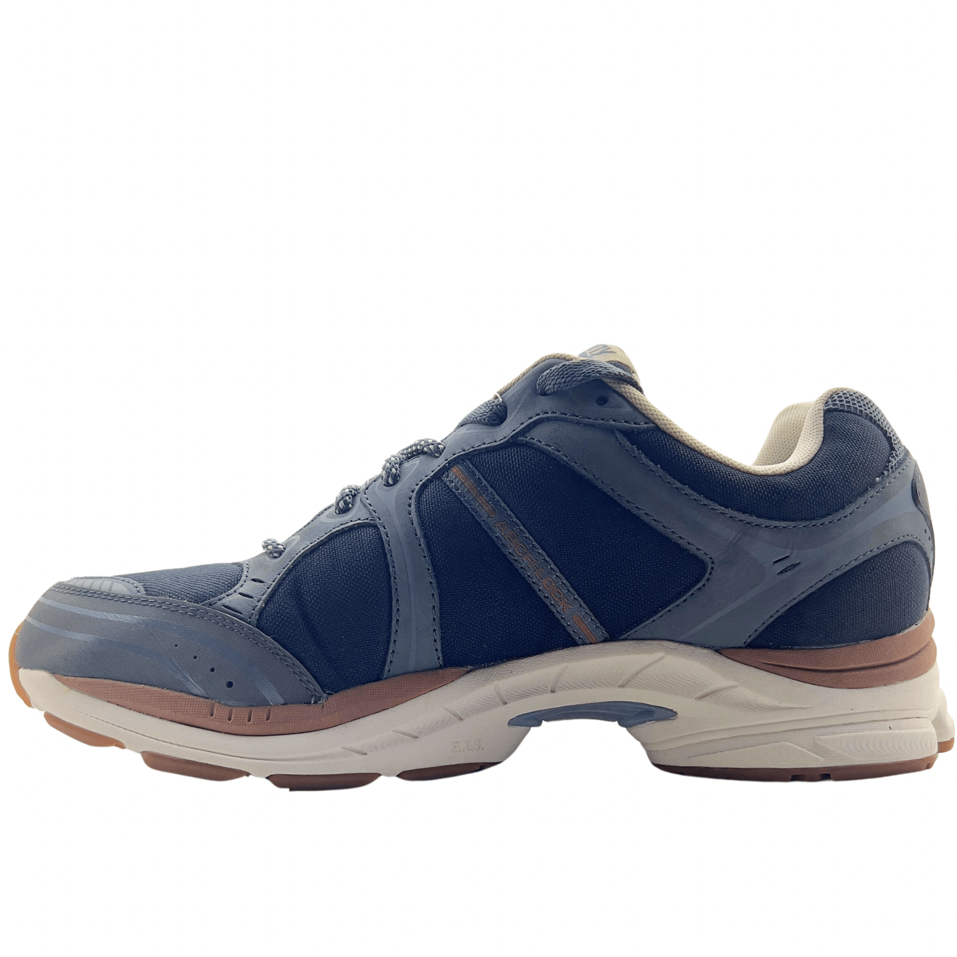 Progrid Triumph 4 in grey and brown - Saucony - State Of Flux