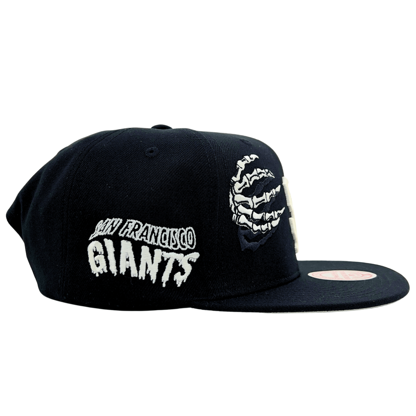 San Francisco Giants JBones Snapback Hat in black and glow white - Mitchell & Ness - State Of Flux