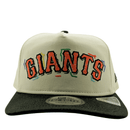 San Francisco Giants Team Scribble Golfer Snapback Hat in chrome white and black - New Era - State Of Flux