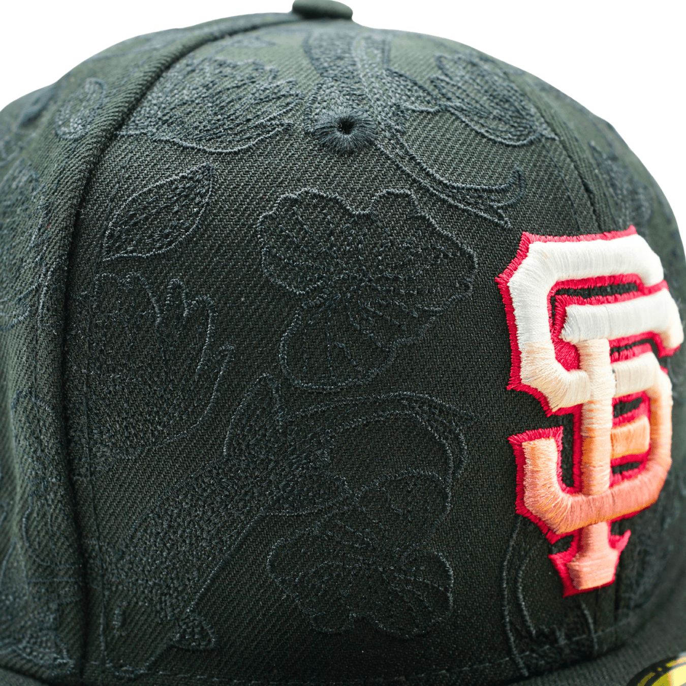 San Francisco Giants Tonal Koi 59Fifty Fitted Hat in black - New Era - State Of Flux